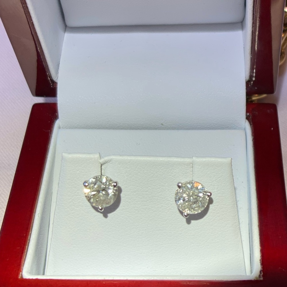 2.22 ct Diamond Earrings 14k white gold earrings